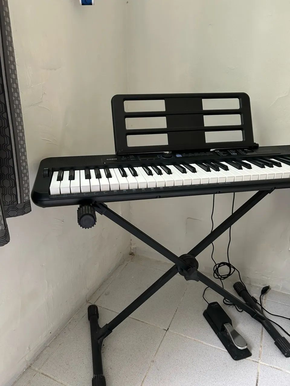 Teclado Casio CTS 300+ Pedal e Suporte - Foto 2