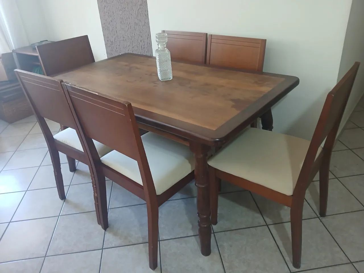 MESA DE JANTAR MADEIRA MACIÇA CEREJEIRA COM 6 POLTRONAS  - Foto 2