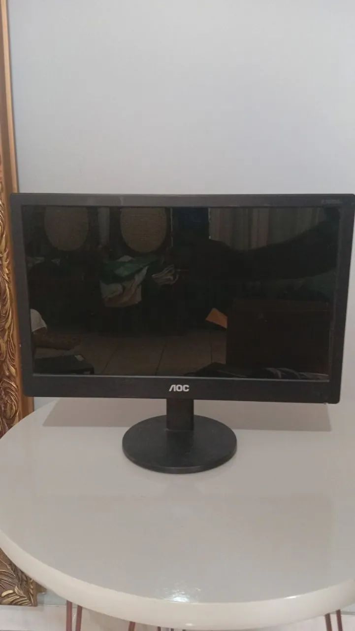 MONITOR AOC 15 POLEGADAS SO ENTRADA VGA443789768498892800