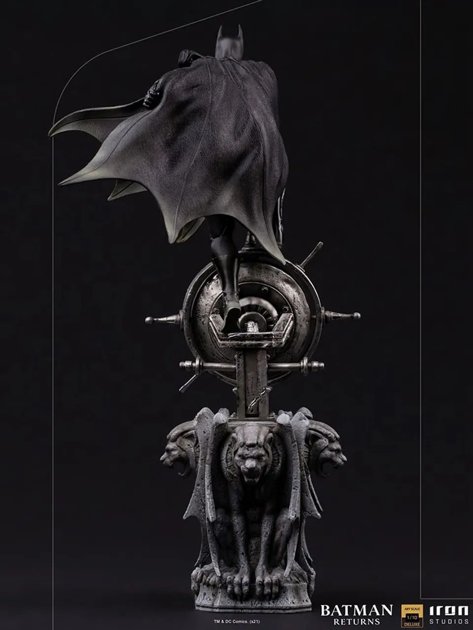BATMAN DELUXE 1/10 - BATMAN RETURNS Iron Studios | Michael Keaton | Edição Limitada - Foto 4