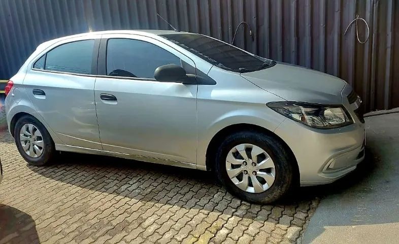 aluguel Onix uber 99