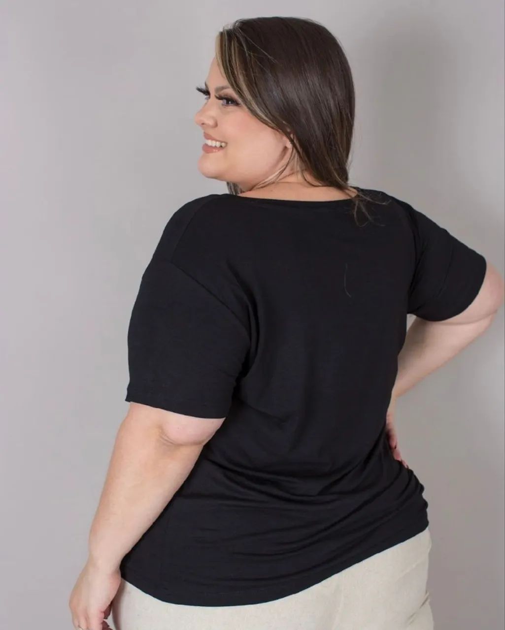 Blusa plus size ( veste 52 e 54) - Foto 2