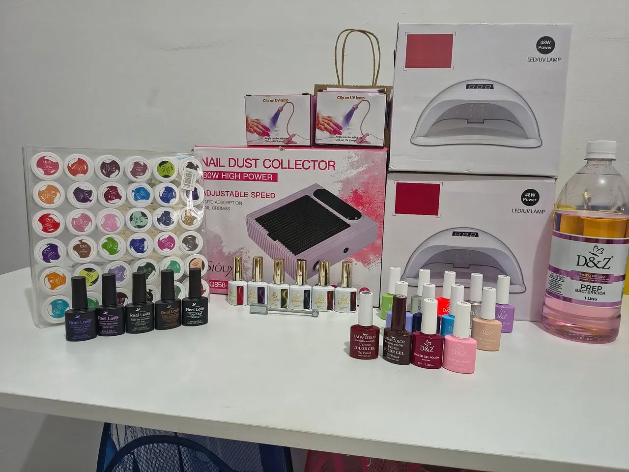 Vendo vários produtos de Nail Designer 