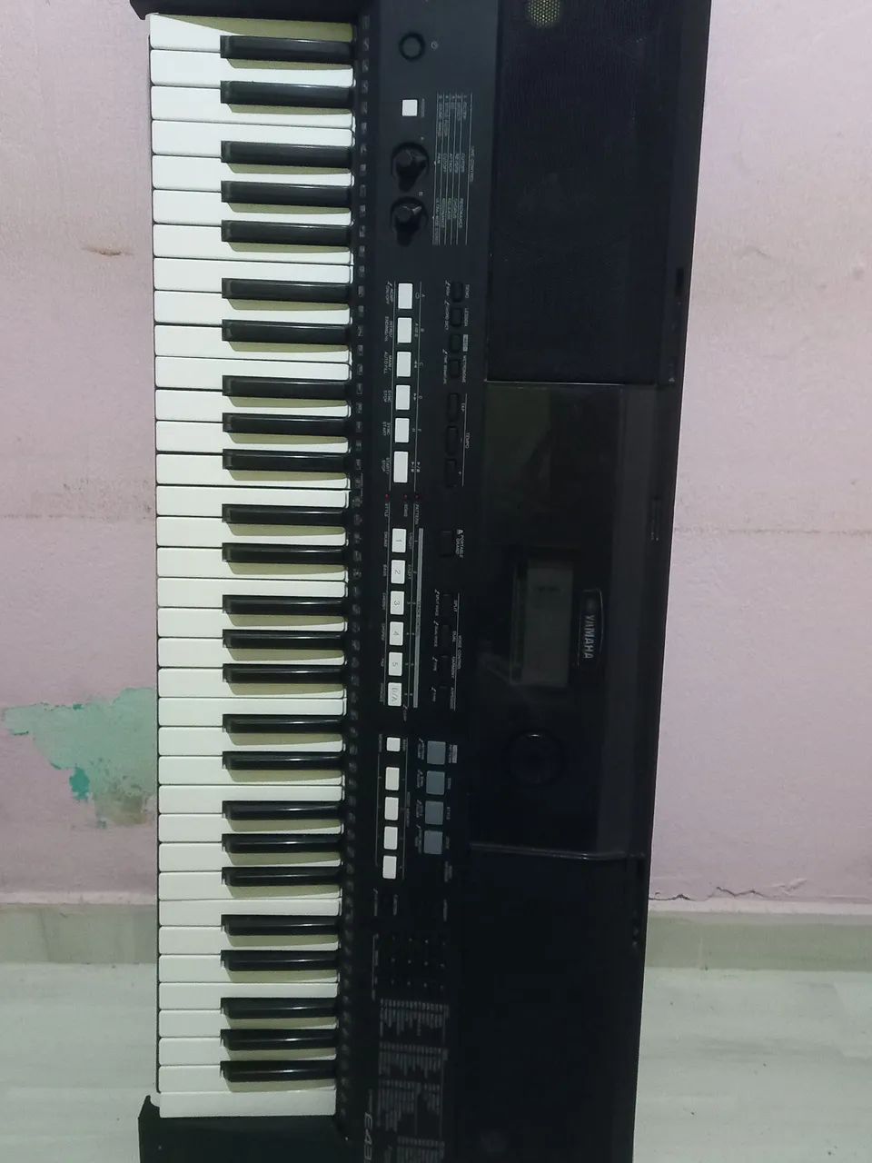 Teclado Yamaha psr E433 - Foto 2