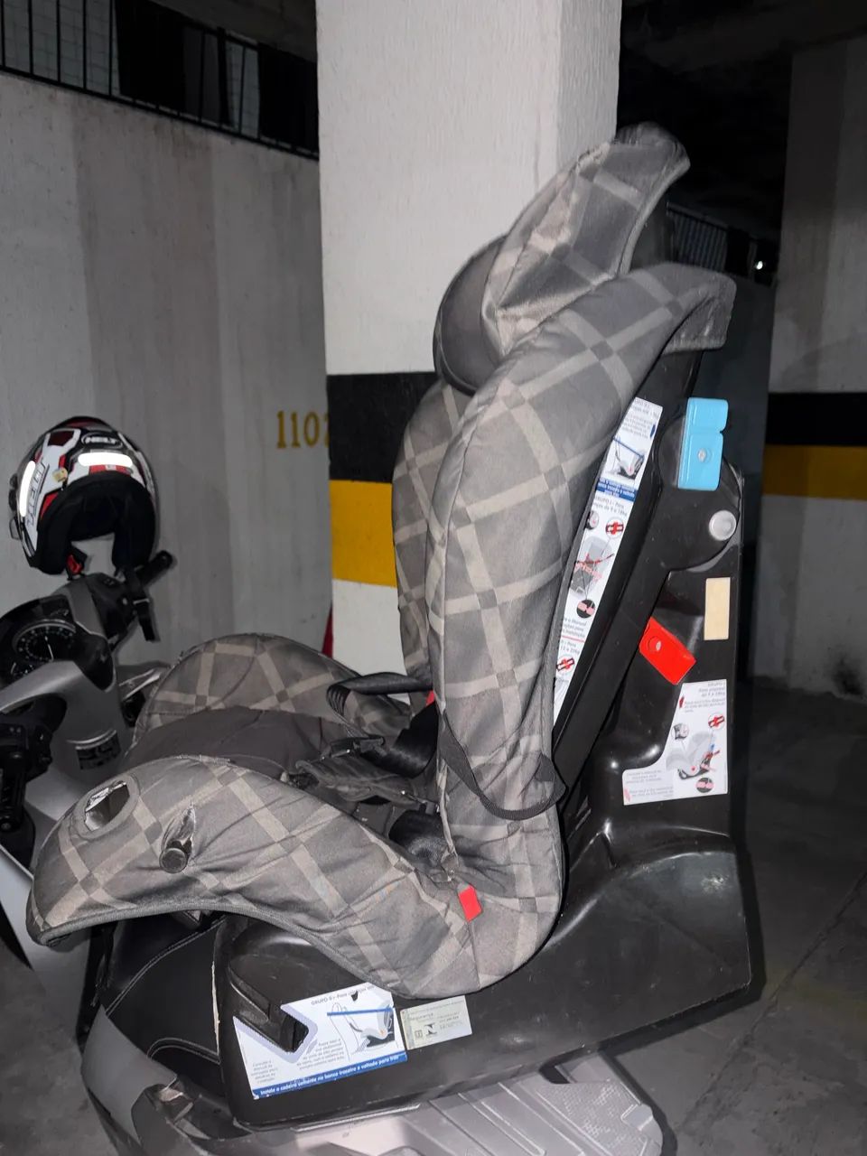 Cadeirinha para Carro Burigoto Matrix Evolution