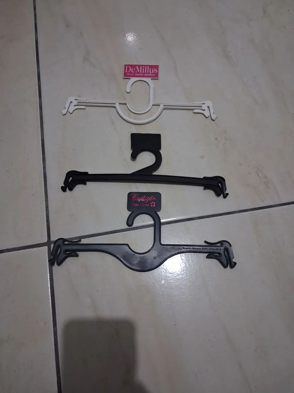Cabide de Plástico para Lingerie (lote com 30 unidades) - Foto 4