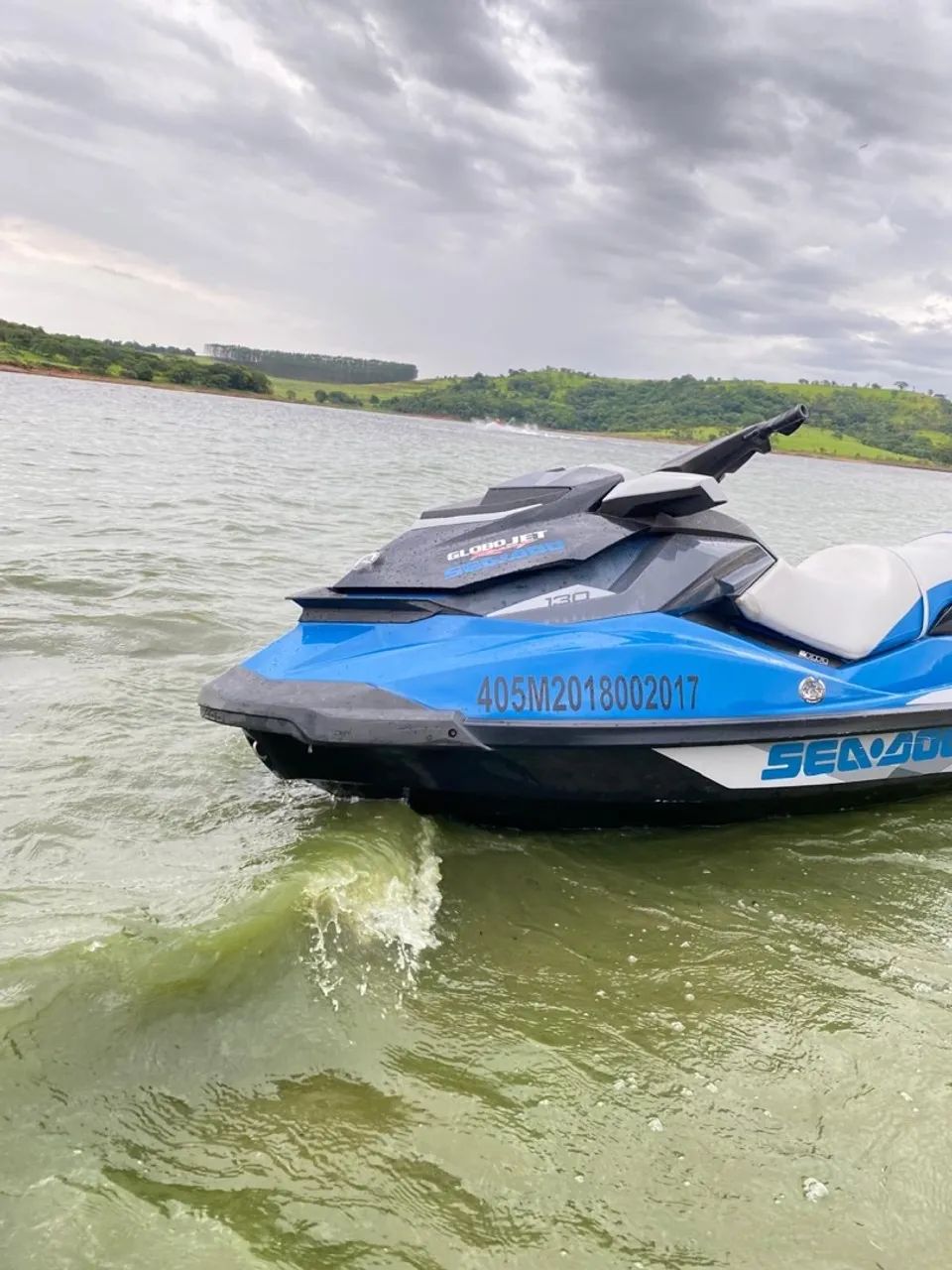 Jet ski