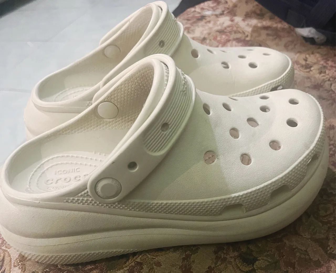 Crocs Original (valor em loja 380 ) - Foto 2