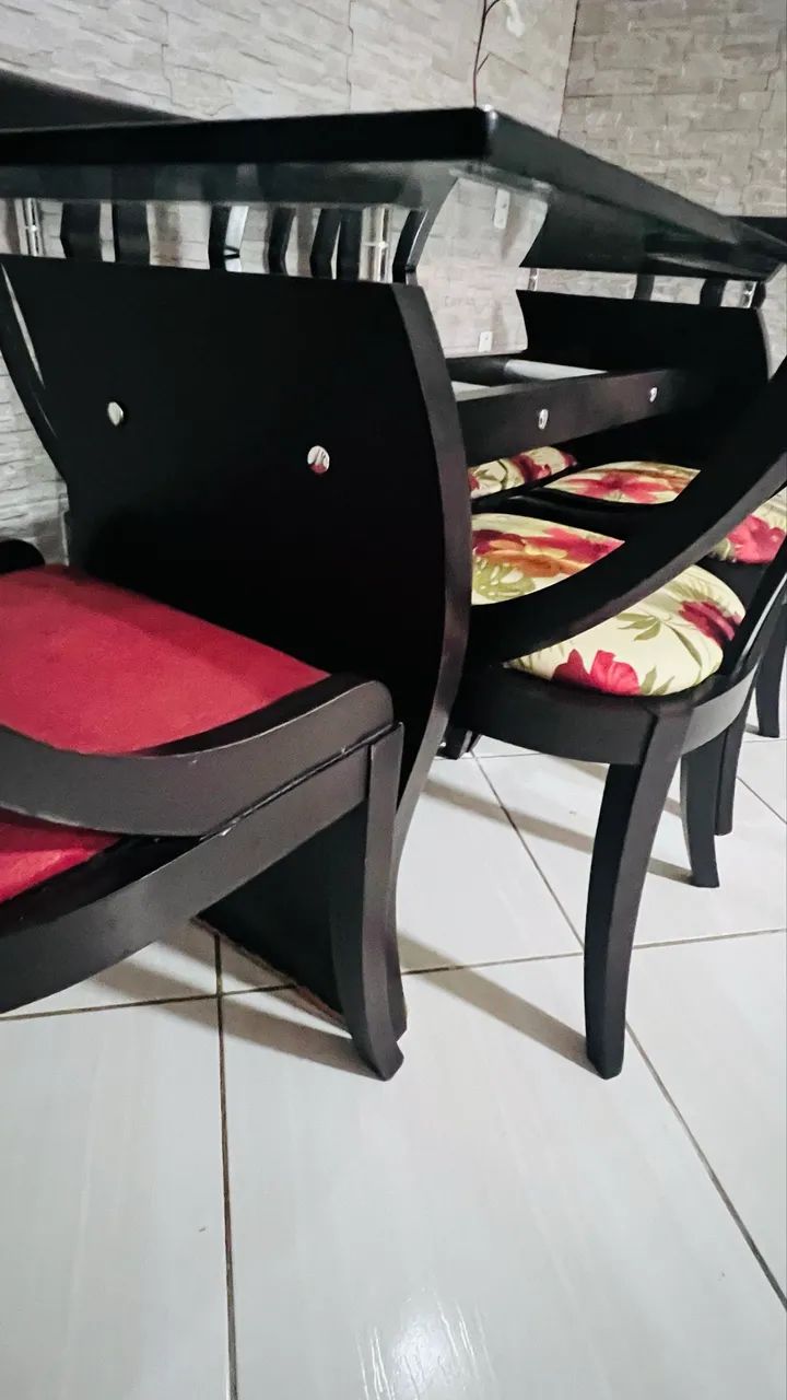 Linda mesa de jantar com 6 cadeiras  - Foto 2