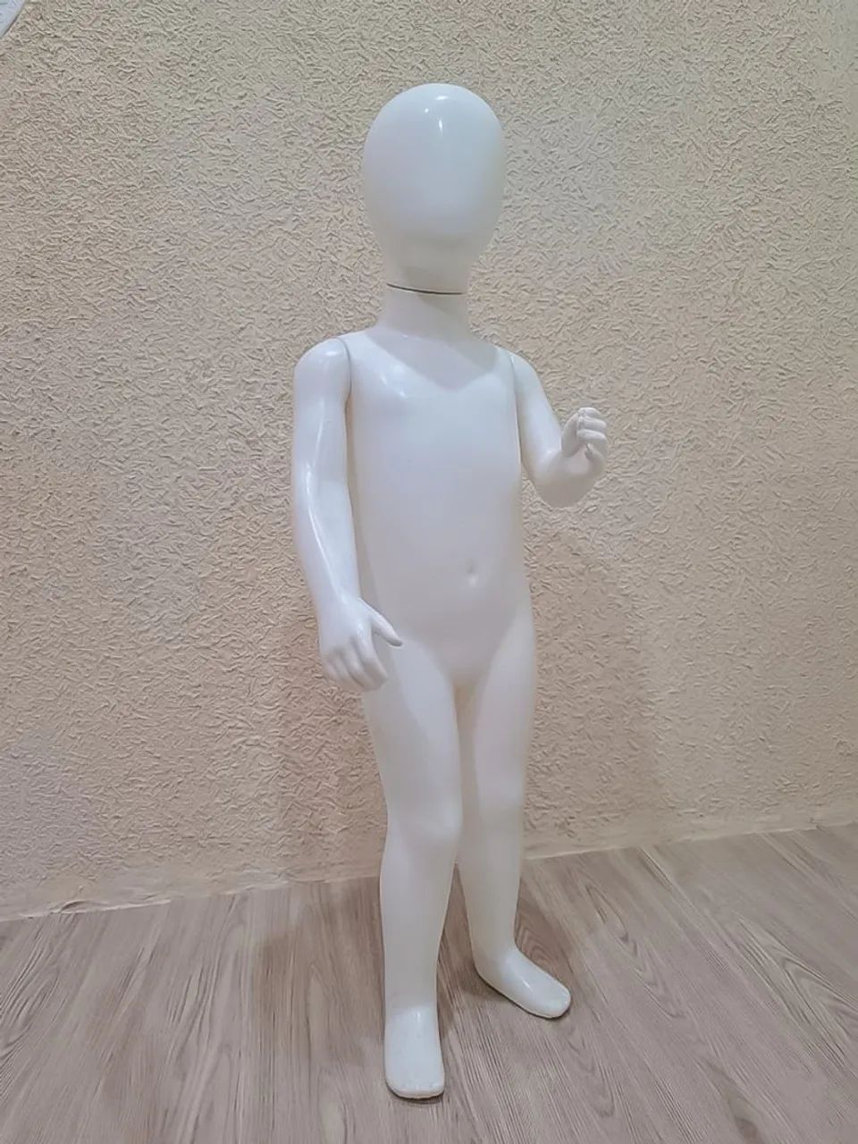 MANEQUIM SEMI NOVO  - INFANTIL 