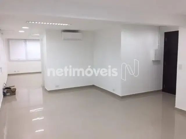 Conjunto Sala Comercial para Locação | 70m²; | 1 Vaga | Edifício Barão de Christina | Av. 
