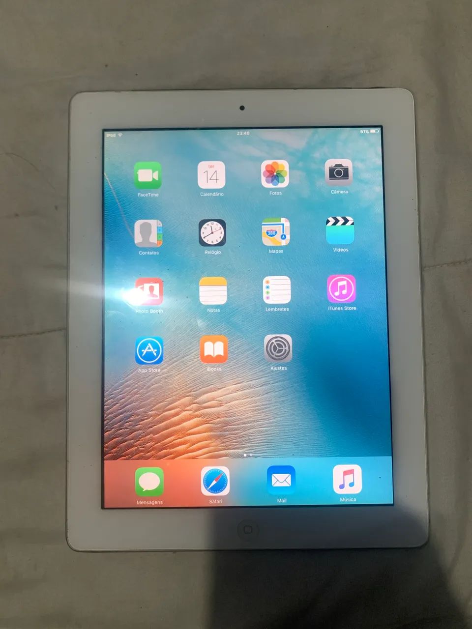 iPad 2 - 64GB