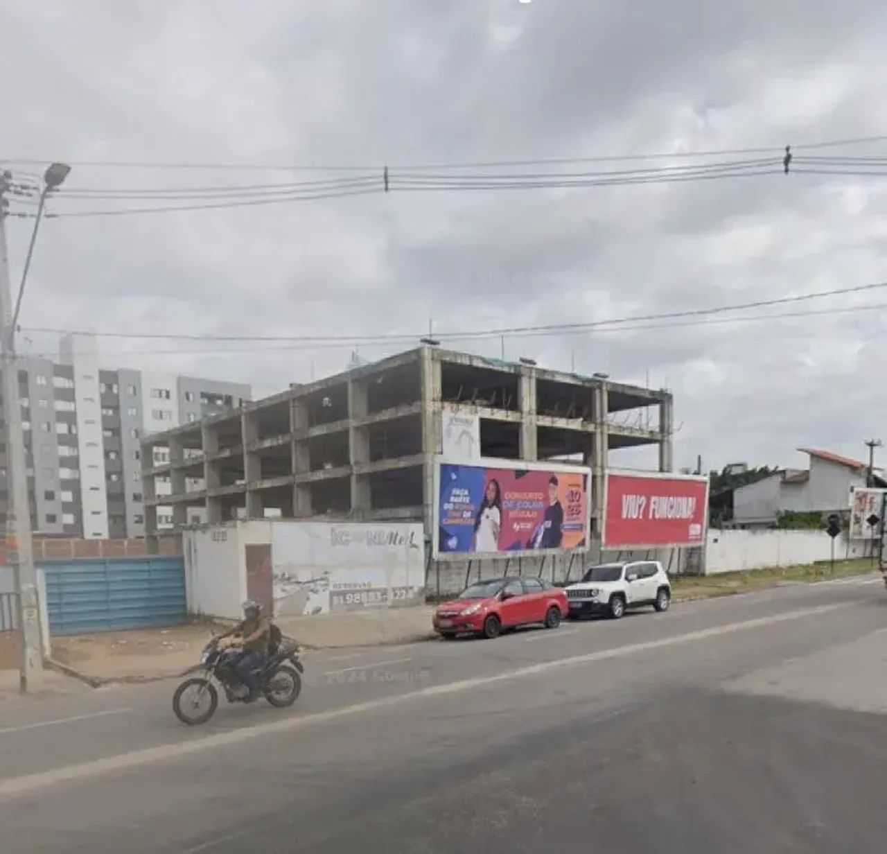4.800m2 de terreno com esqueleto de obra em frente às 3 ruas dos Bancários - Foto 2