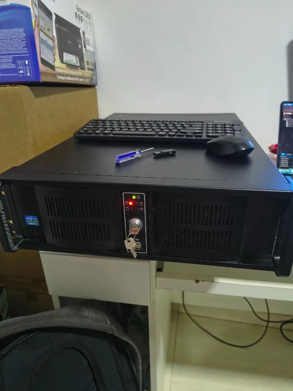 Servidor Nilko i7 8GB RAM 4TB HD - Foto 2