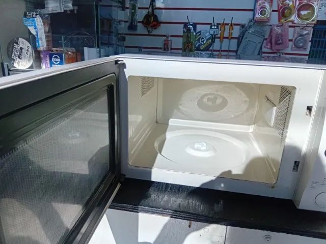 Forno Micro-ondas Eletrolux - Foto 2