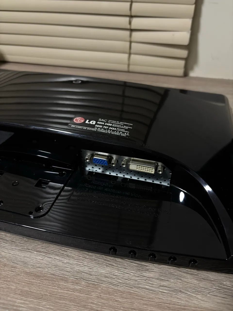 Monitor LG FLATRON  - Foto 5