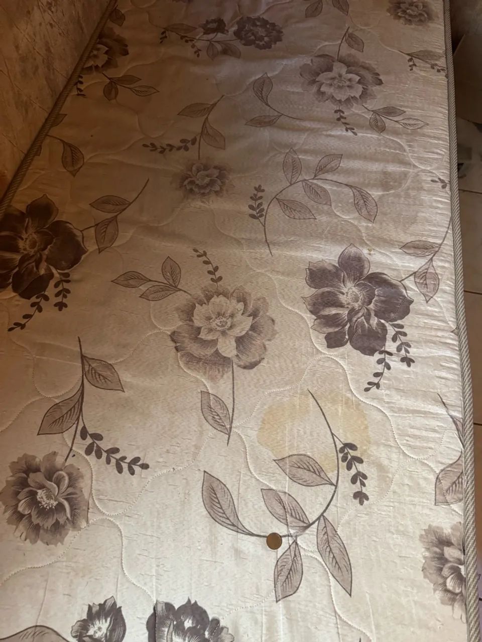 Vendo cama box solteiro  - Foto 4