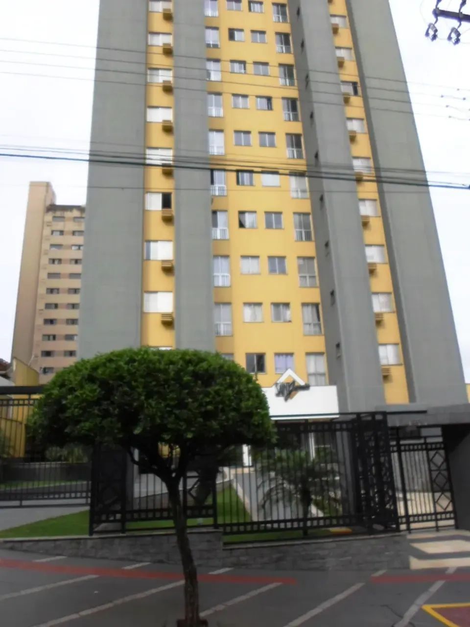Oportunidade no centro nobre, Ed. Saint Germain, 01 quarto, mobiliado e alugado!