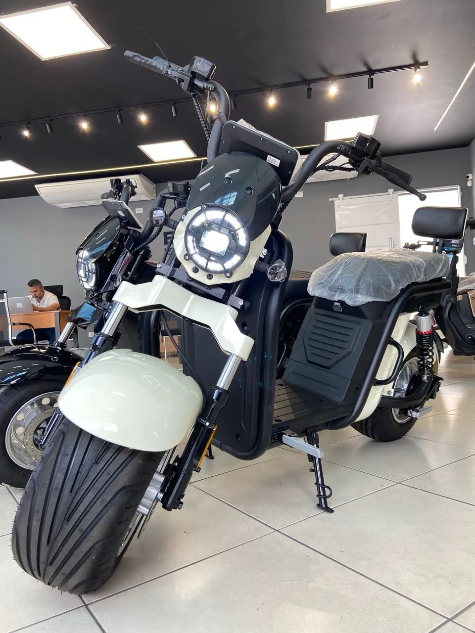 MOTO ELÉTRICA A12