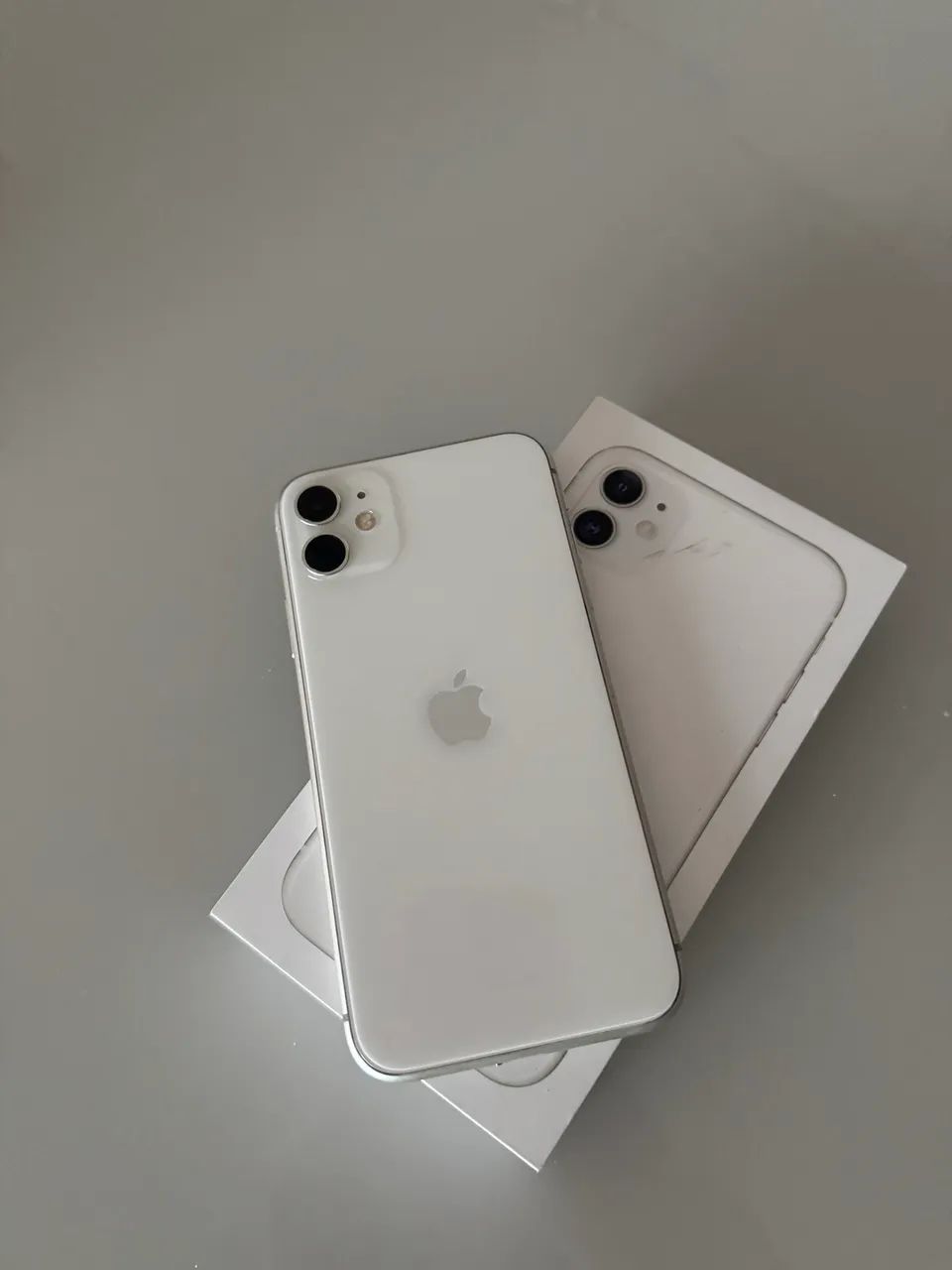 IPHONE 11 BRANCO 64 GB - Foto 2