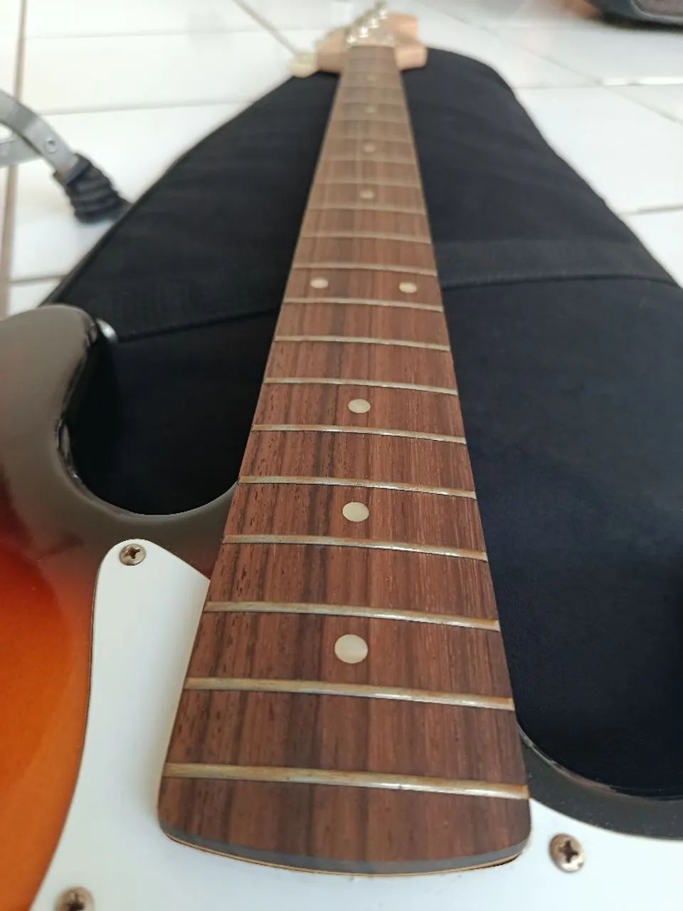 Contra baixo SQUIER afinit - Foto 3