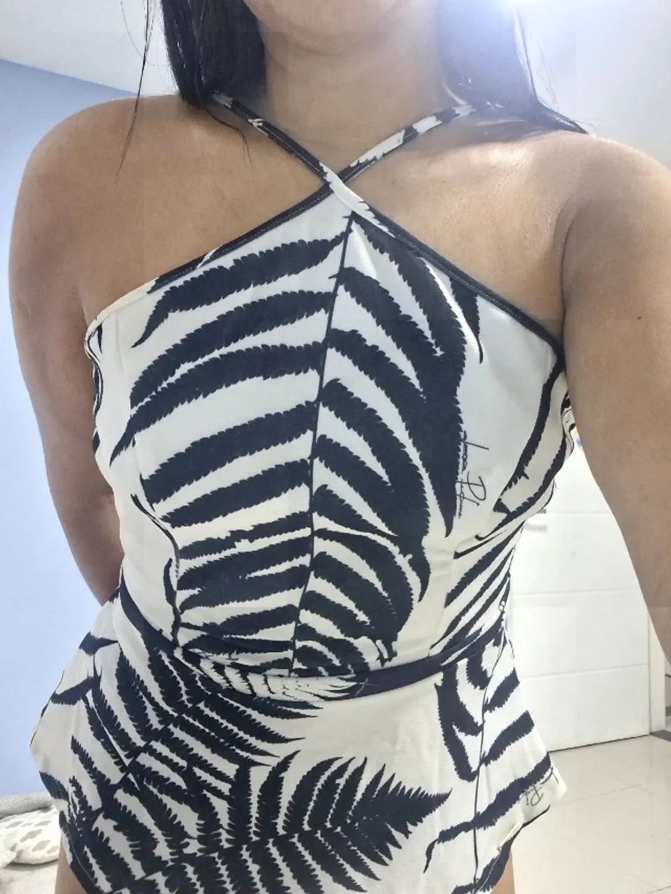 Blusa Lança Perfume G Estampada preta e branca 