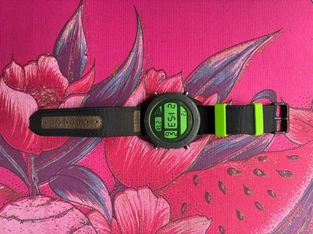Relógio Stainless Steel Case RE CR.0238 Chilli Beans - Foto 5