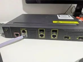 Switch Cisco ME3400EG-2CS-A - Foto 2