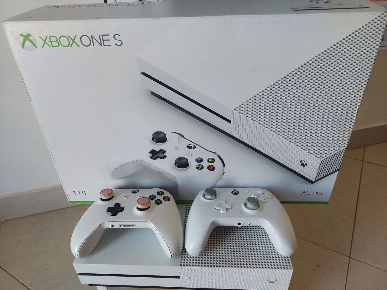 Xbox One S 1 TB - Foto 5