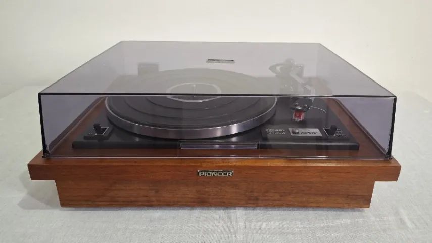 Toca Disco Pioneer PL-25E Belt-Drive 127V (Sansui, Kenwood