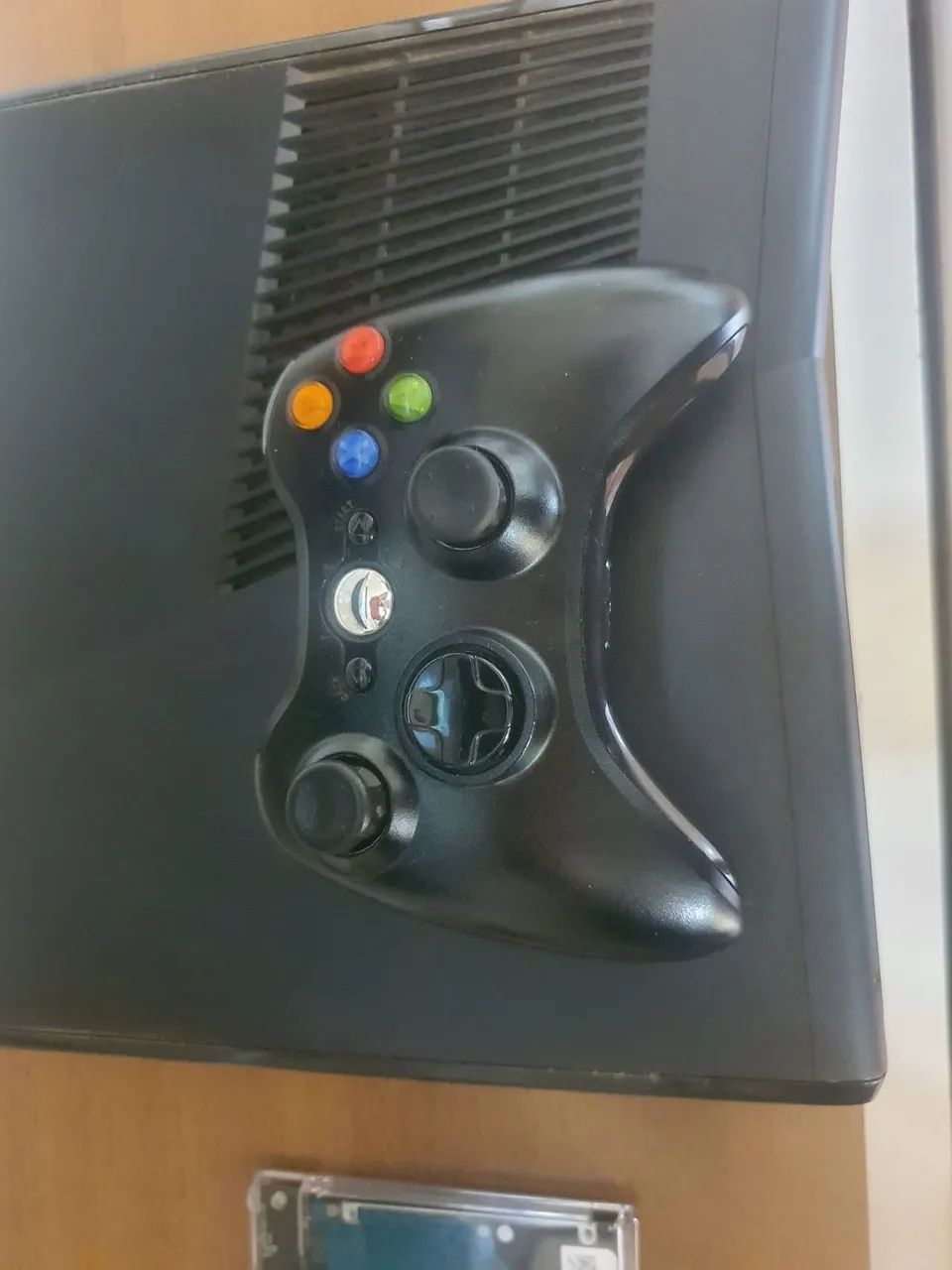 Xbox 360 Slim 4gb  - Foto 2