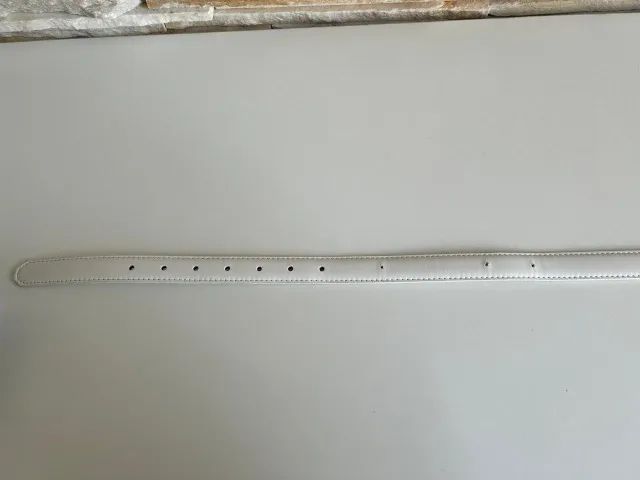 Cinto Feminino Branco com Fivela Dourada - Foto 4