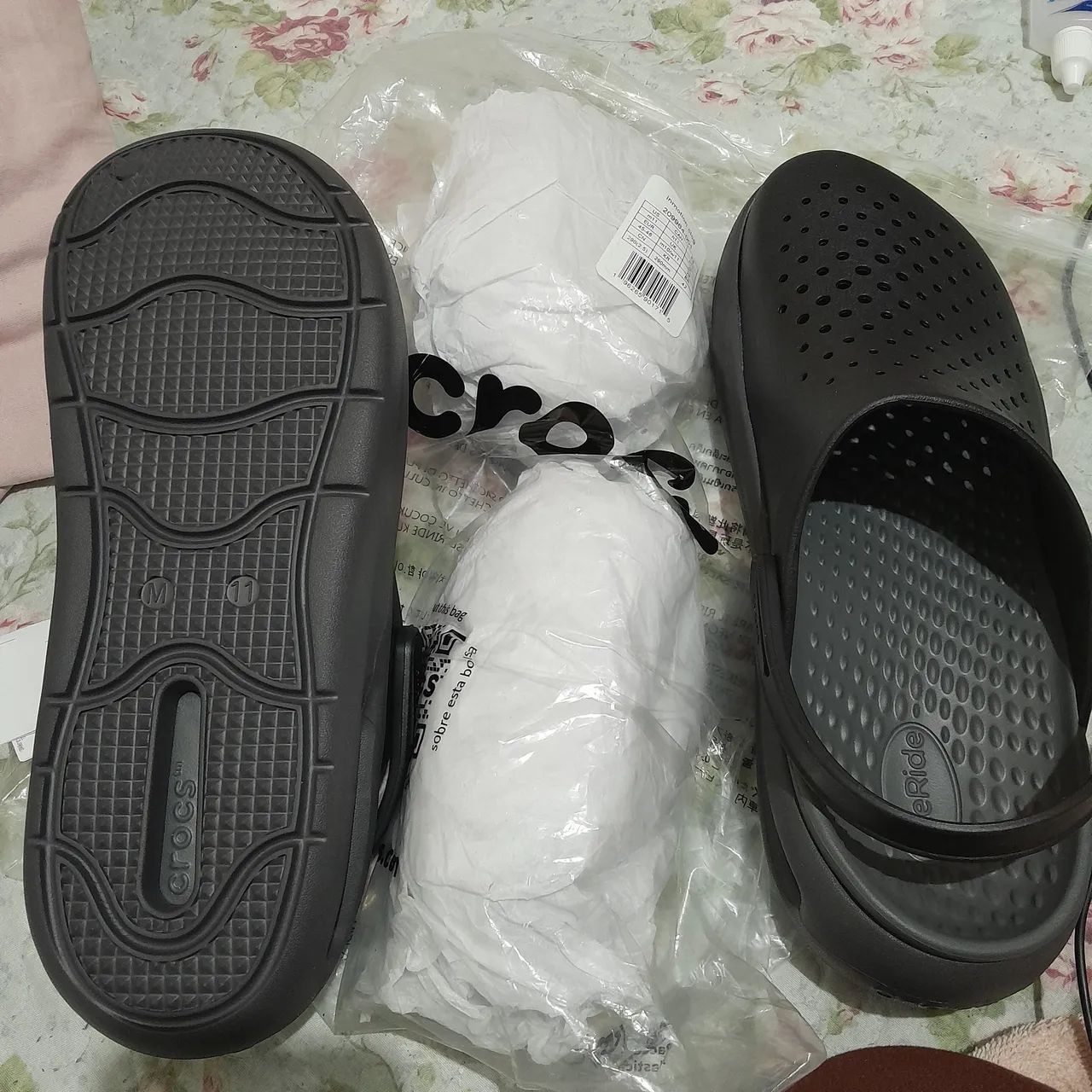 Sandália crocs - Foto 3