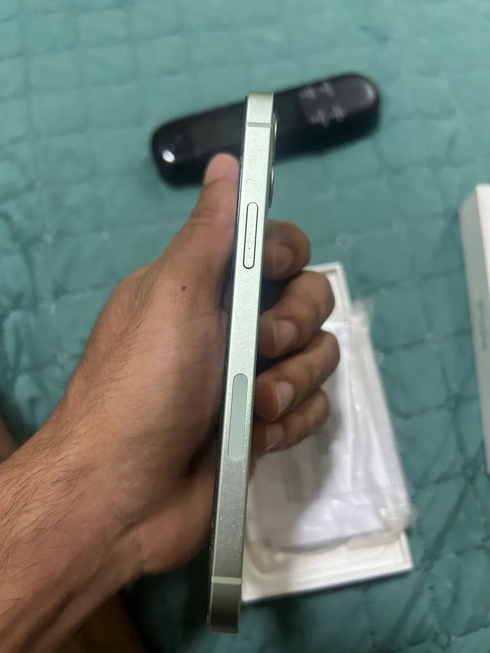 iPhone 12 para retirada de peças (placa oxidada) - Foto 4