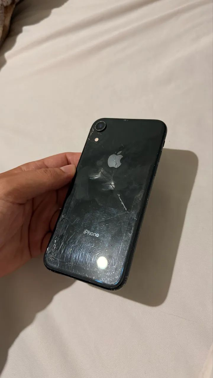 IPHONE XR 64GB