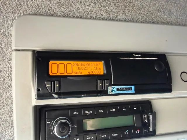 Iveco Tector 310E30CE - Foto 2