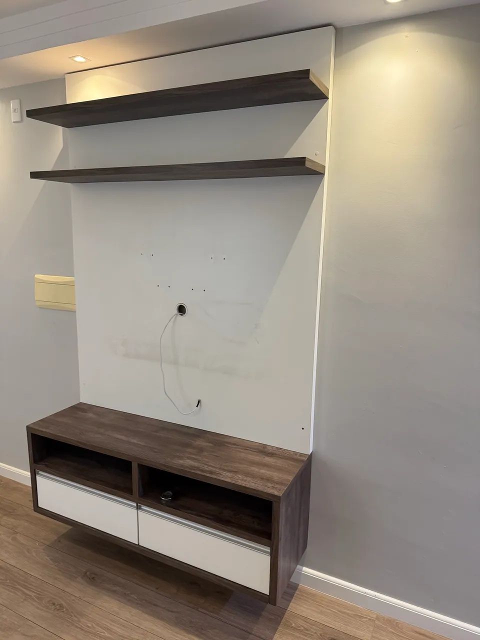 Painel + Rack suspenso