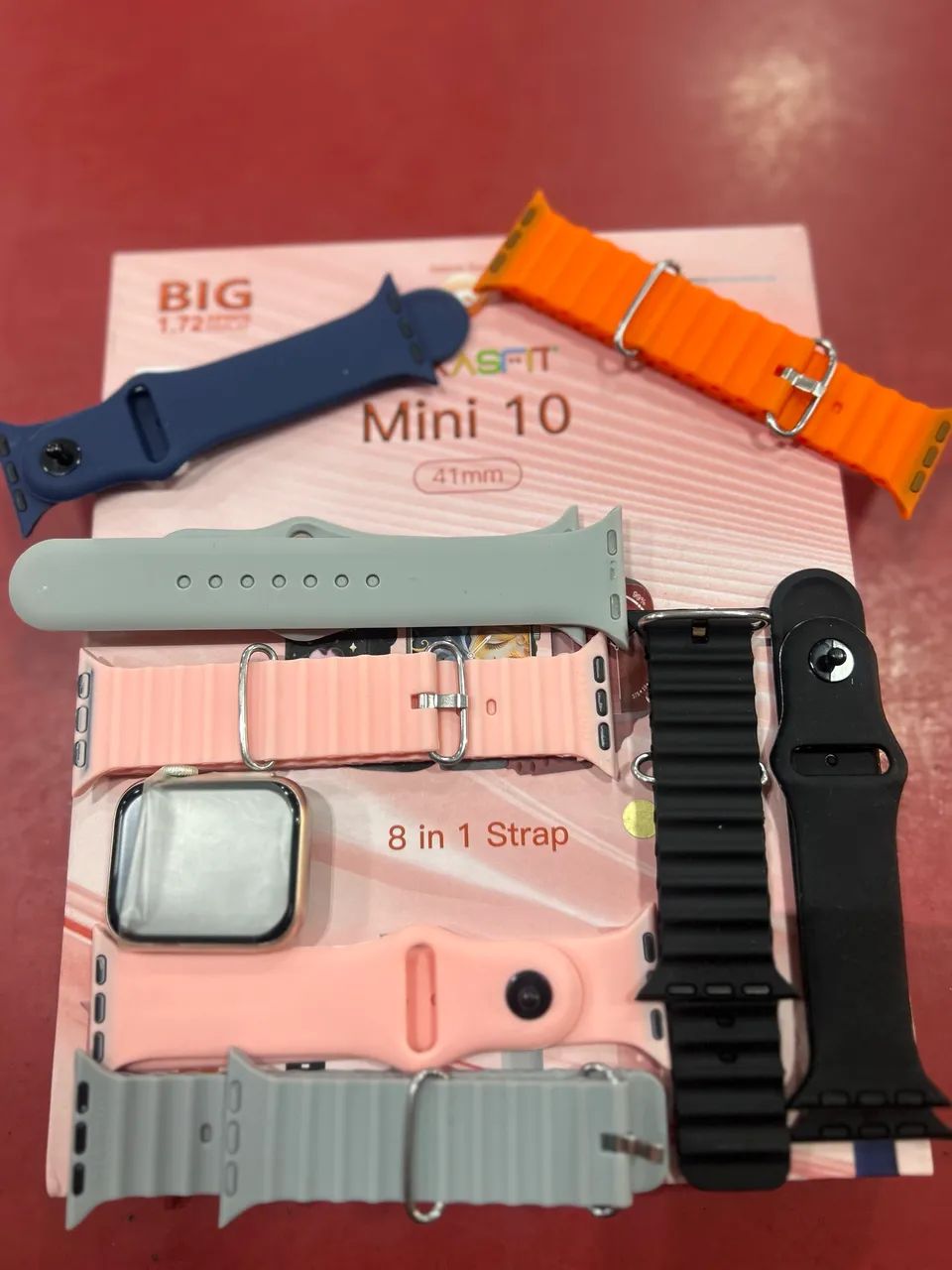 Smart Watch com 7 Pulseiras Disponível 