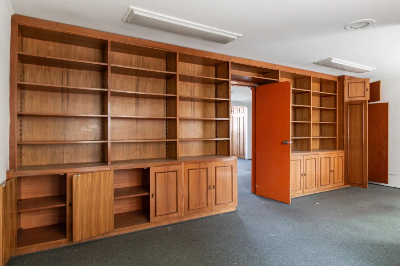 Conjunto comercial para venda em Liberdade, 276m²