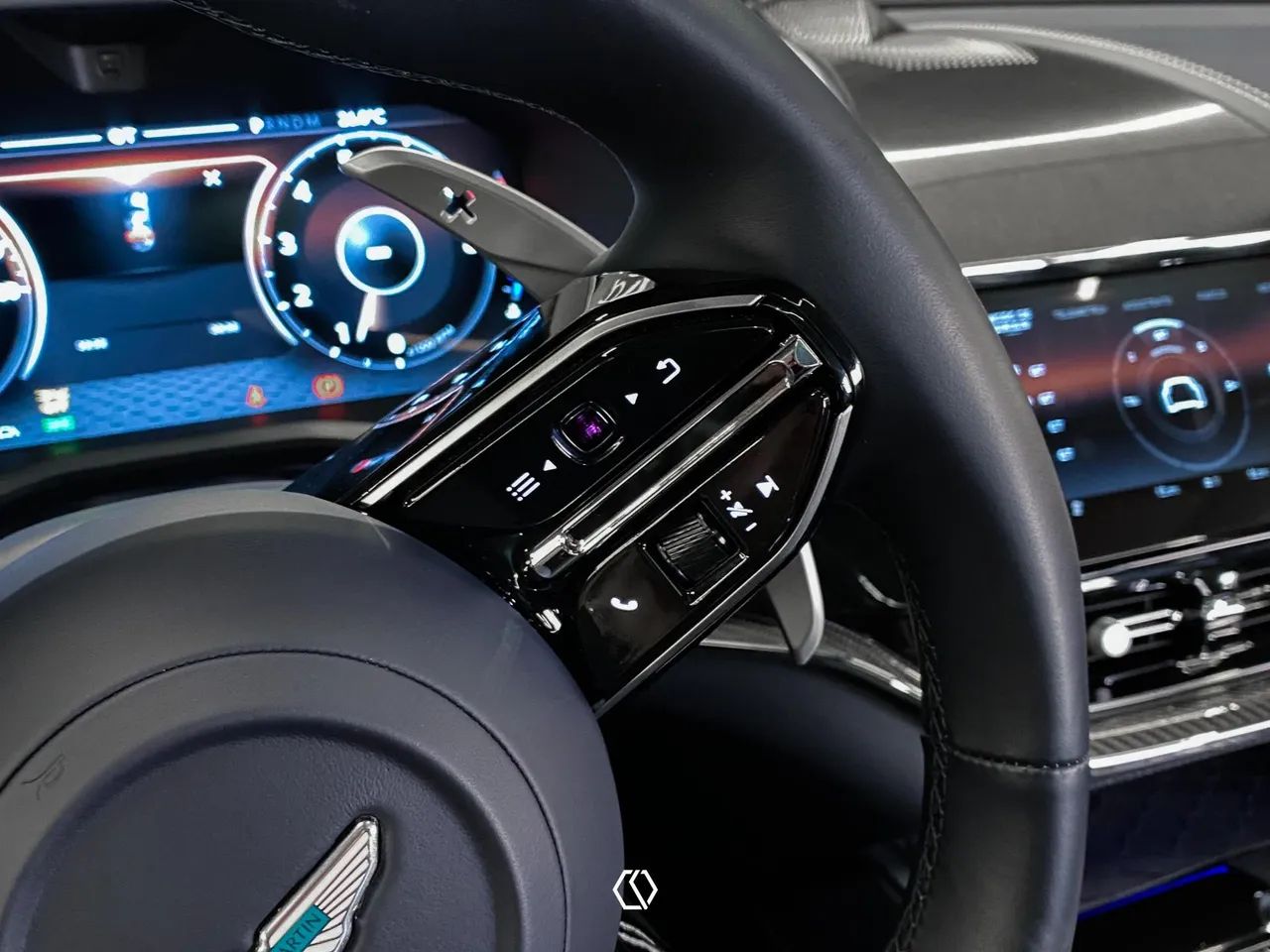 Aston Martin DBX 707 4.0 V8 707cv, foto 19 de 20
