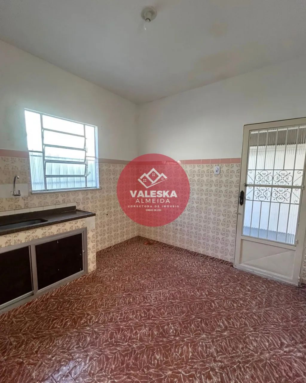 Excelente casa no Galo Branco - 2 quartos e com garagem - Foto 5