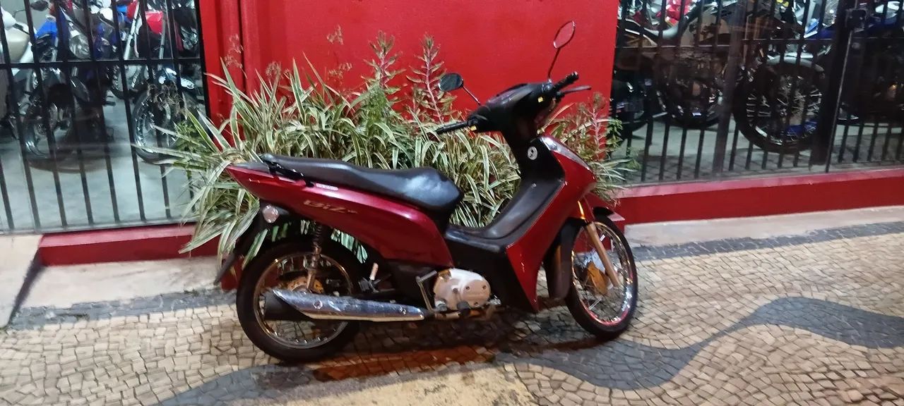Biz 2014 impecável 