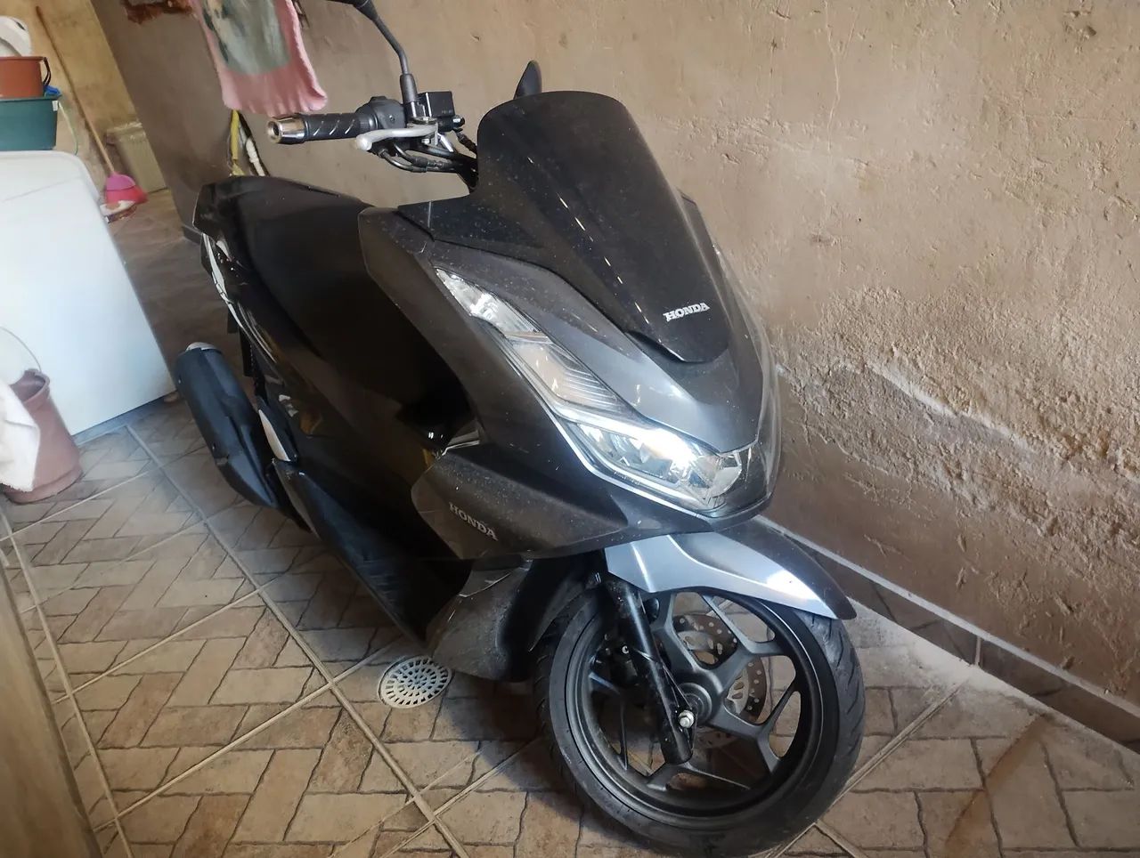 Honda PCX 160 $ 17.500 - Foto 4