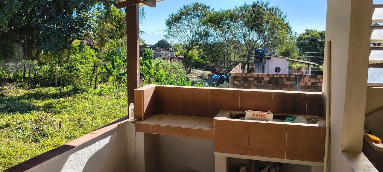 Casa espaçosa com 4 lotes de terreno em Monjolos, SG - Foto 2
