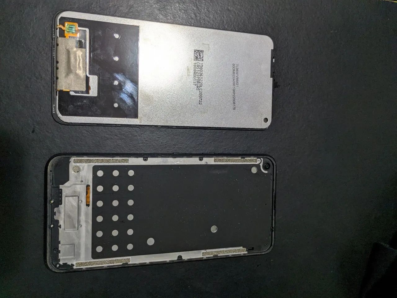 LG K61 com a tela pifada (ainda funciona)