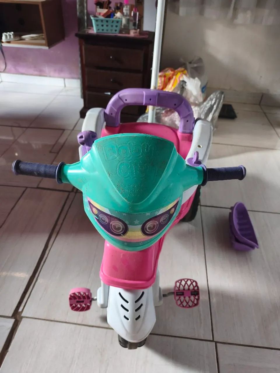 Vendo Motoca de passeio infantil  - Foto 3