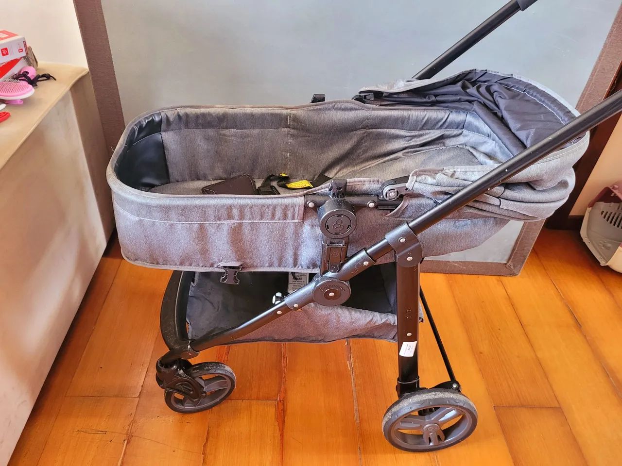 Carrinho de Bebê Galzerano + bebê conforto  - Foto 5