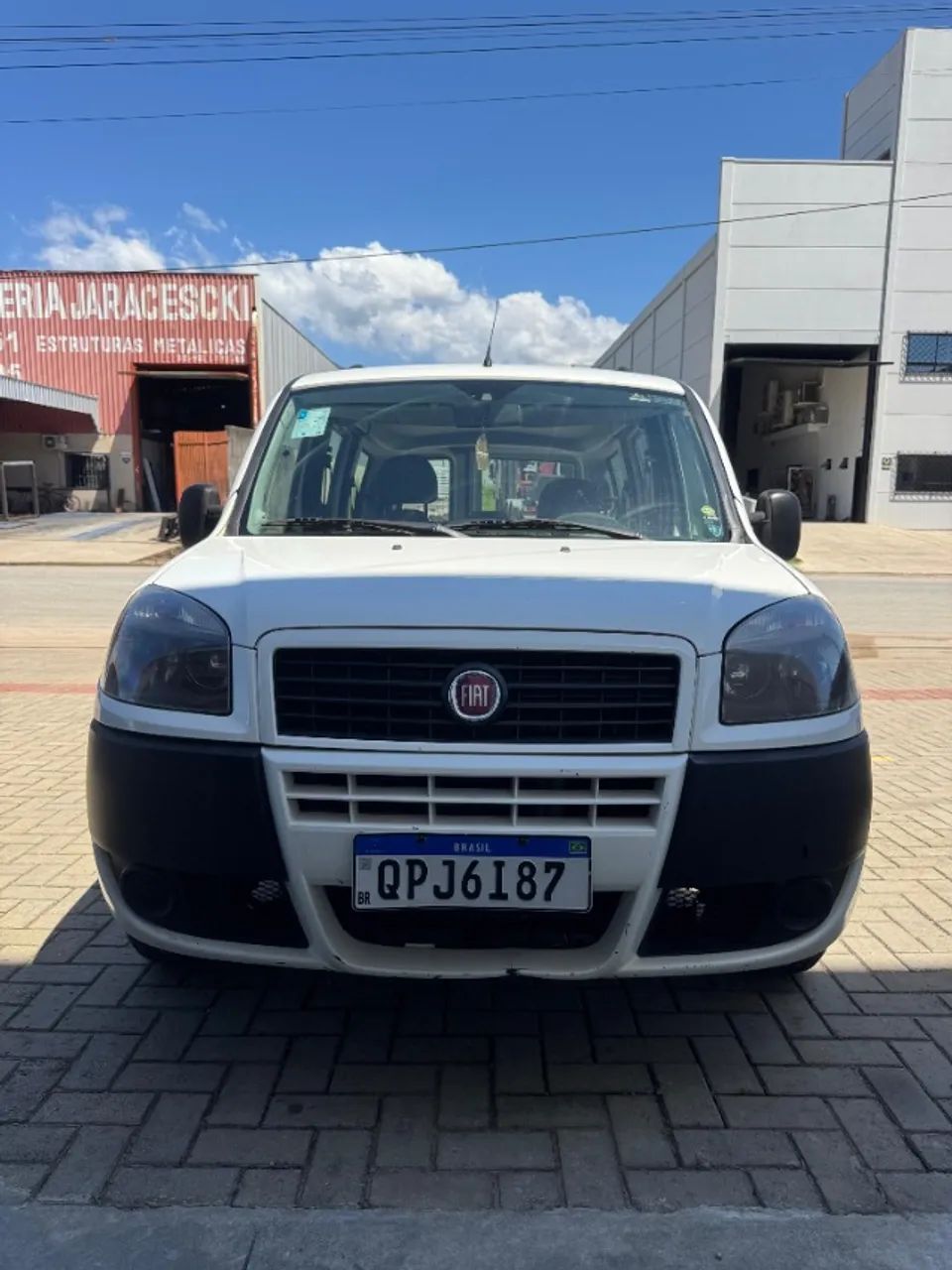Fiat Doblo Essence 1.8 Flex 16V 5P 2019 - Foto 2