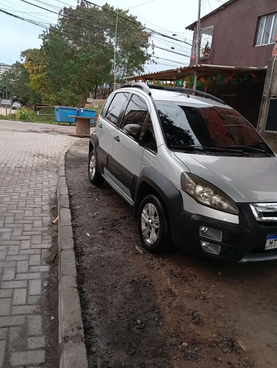 Fiat Idea Adv./ Adv.lock.dualogic 1.8 Flex 5P 2011 - Foto 3