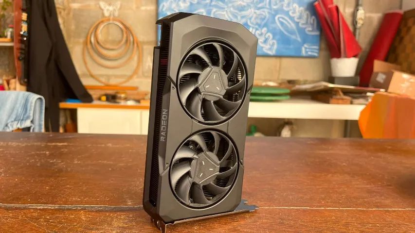 RX 7600 8GB XFX